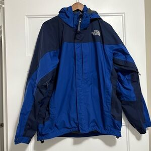 The North Face Men's Two-Tone Blue Performance Jacket